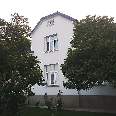 Apartment Stern, Apartman 2 *